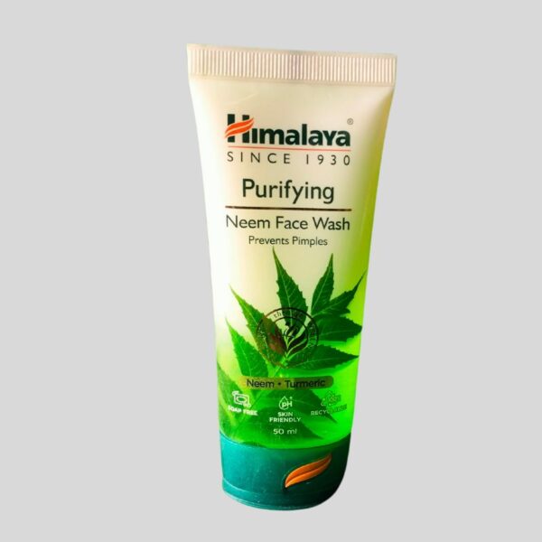 Himalaya-Purifying-Neem-Face-Wash-Prevents-Pimple
